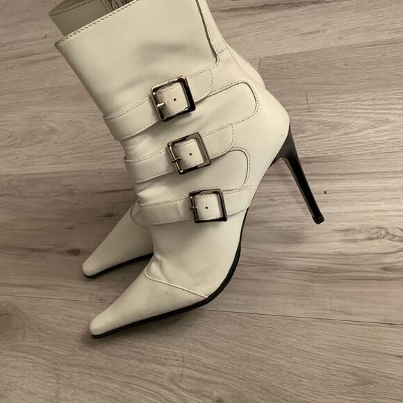 Y2K Bakers Helena White Heel Boots Sz 7 - Picture 4 of 4